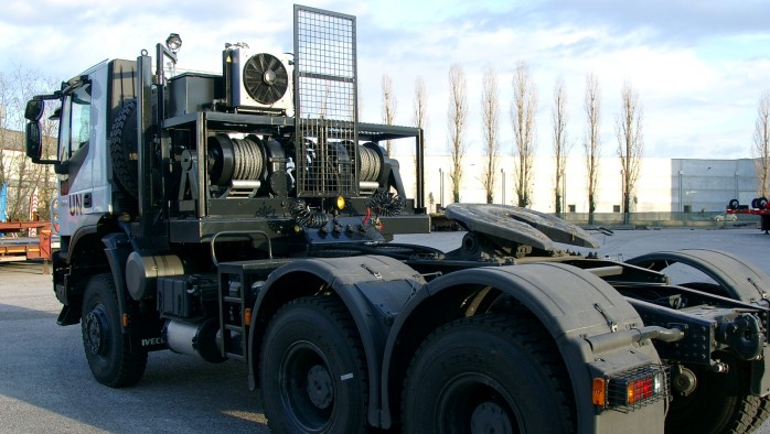 wyciągarka hydrauliczne wyposażenie wojska ONZ